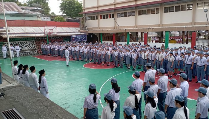 Upacara Bendera dan Sosialisasi dari Kesbangpol